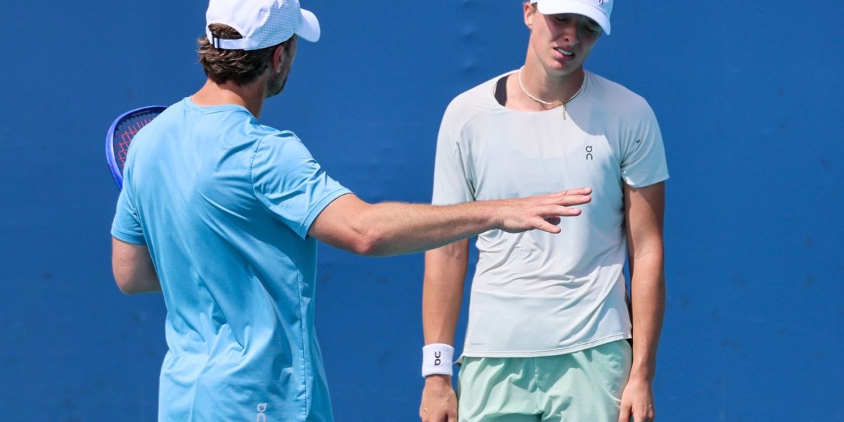 fostul-antrenor-al-simonei-halep-a-rupt-tacerea-dupa-ce-a-fost-dat-afara-de-iga-swiatek.jpg - NewsFactor