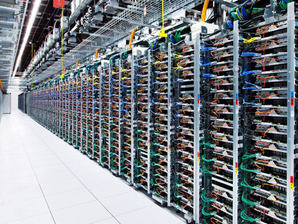 SUA: Un stat blochează centrele de date. Facturile explodează pentru populație