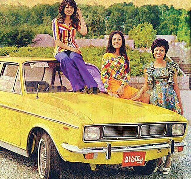 foto-col-1-pelikani-ayatollahi.jpg - NewsFactor