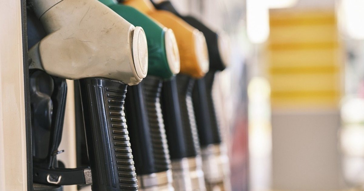 Benzina bulgărească, explozie de prețuri: Scumpiri cu 40% din cauza războiului din Iran