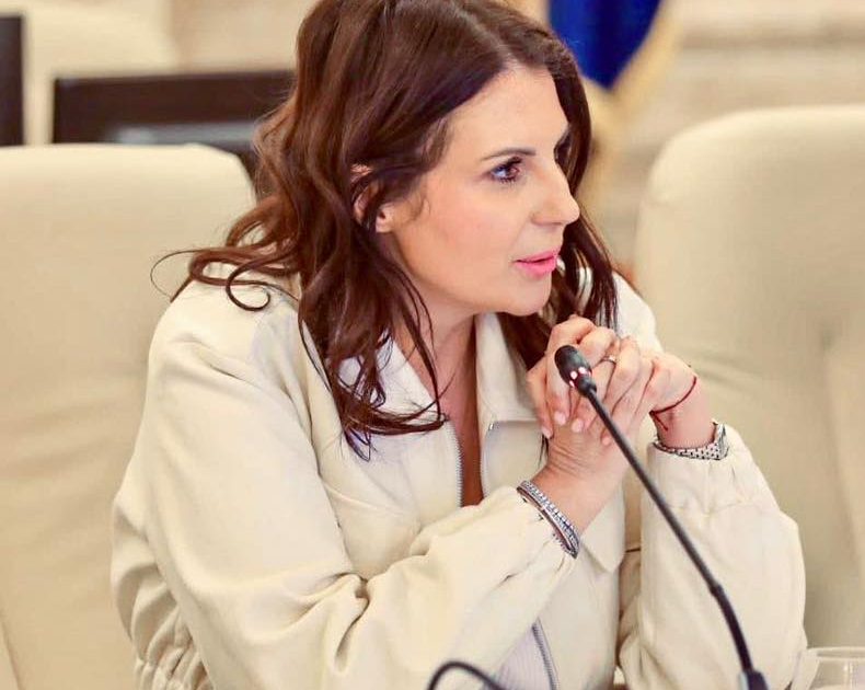 Listarea bursieră: Start pentru transparență, nu „vânzarea” companiilor de stat