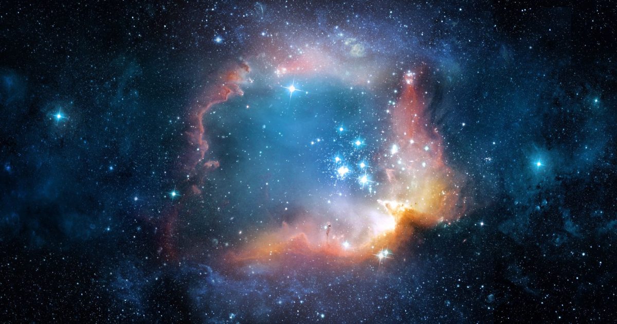 Crucea Einstein a dezvăluit secretele unei galaxii cu stele bătrâne