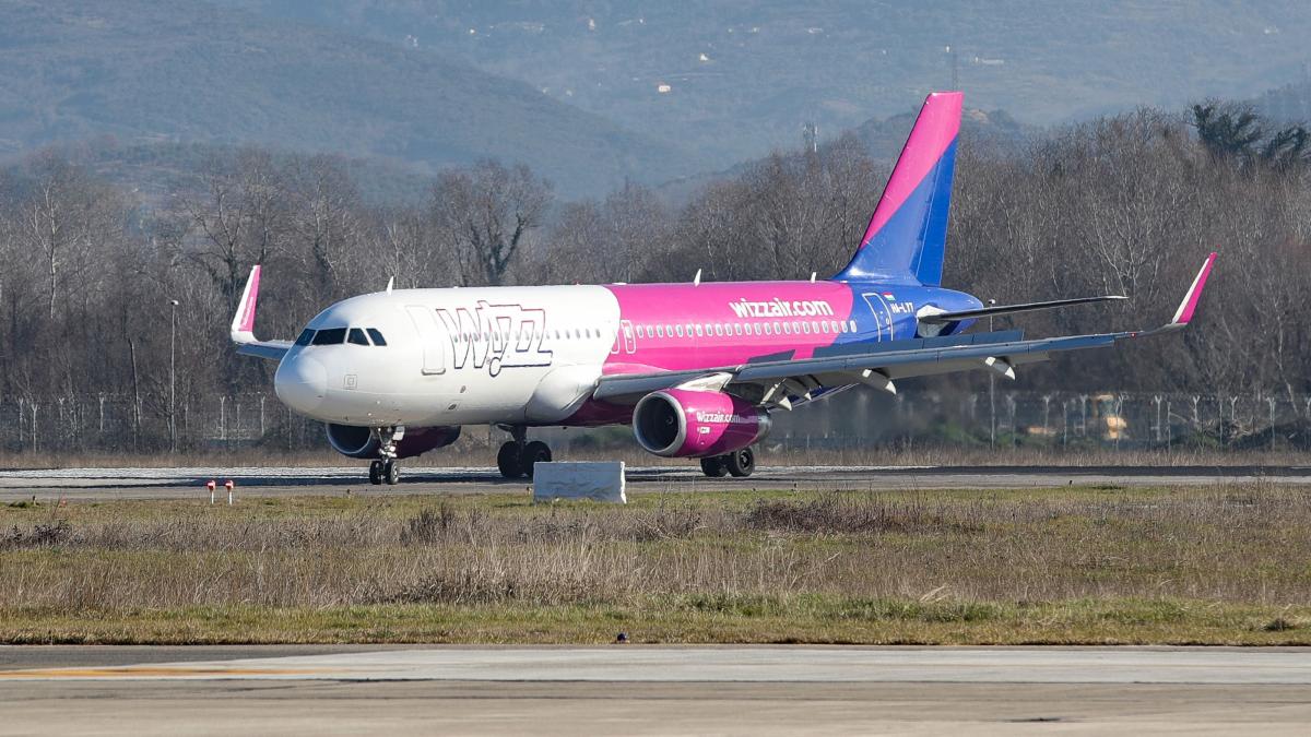 Wizz Air vrea să revoluționeze experiența la bord: Wi-Fi, digitalizare și o nouă clasă premium București – Compania aeriană low-cost Wizz Air are planuri mari pentru viitorul apropiat