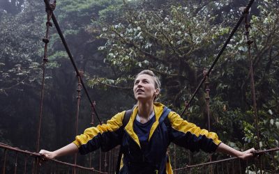 Generația crescută singură: Independența din copilărie, o închisoare emoțională