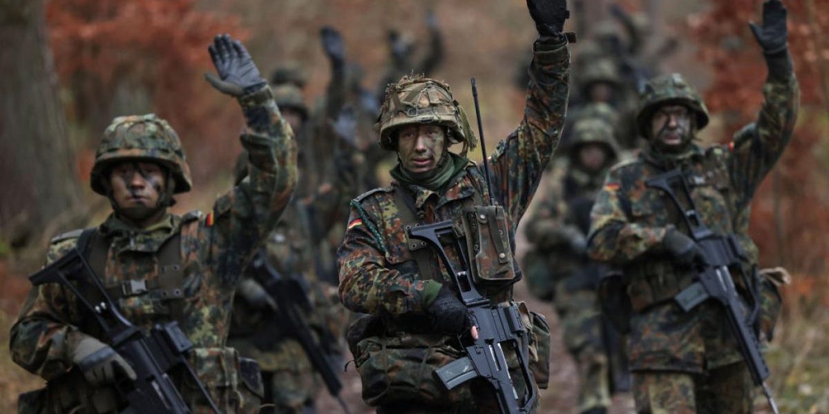 Germania: Tineri între 17 și 45 de ani, restricții de călătorie impuse de armată