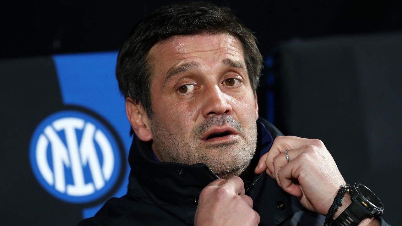 Chivu și Inter, spectacol în Serie A: Victorie clară împotriva celor de la AS ROMA MILAN – Interul lui Cristi Chivu a oferit o prestație impresionantă împotriva celor de la AS ROMA, obținând o victorie categorică