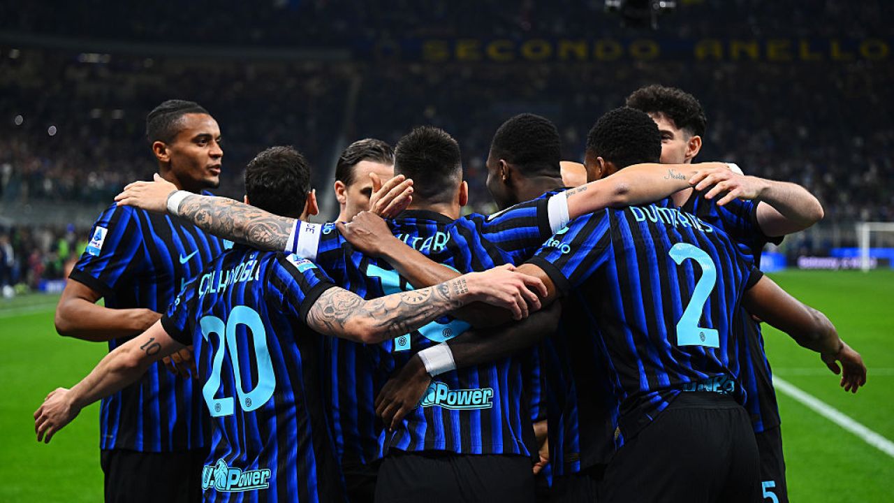 Inter Milano învinge AS Roma într-un meci spectaculos MILAN – Inter Milano a învins AS Roma cu scorul de 1-0 într-un meci disputat duminică seară în cadrul etapei a 31-a din Serie A