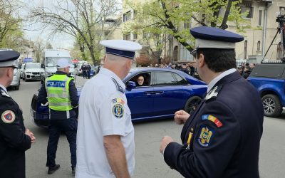 Vineri, 10 aprilie 2026, Gigi Becali a fost oprit de polițiști în drum spre Biserica Sfântul Elefterie din București, unde are loc slujba de înmormântare a lui Mircea Lucescu