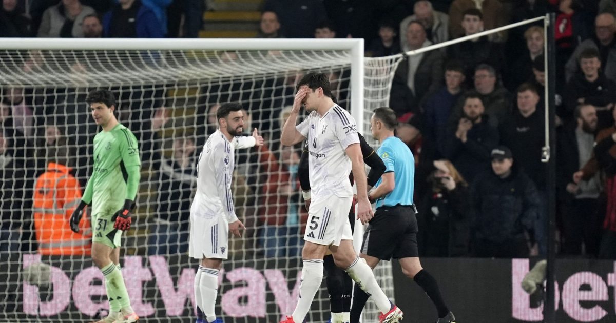 Starul lui Manchester United, suspendat: Ce i-a zis arbitrului la adresa căruia nu trebuia