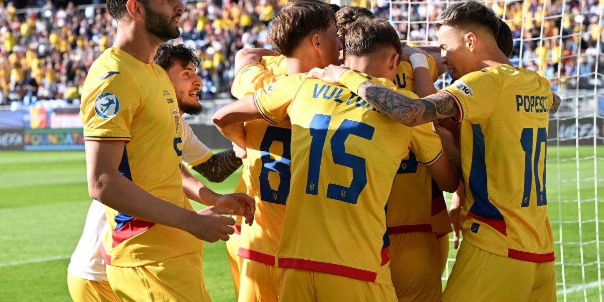 Dinamo, în prag de faliment: Atacantul visat, liber de contract