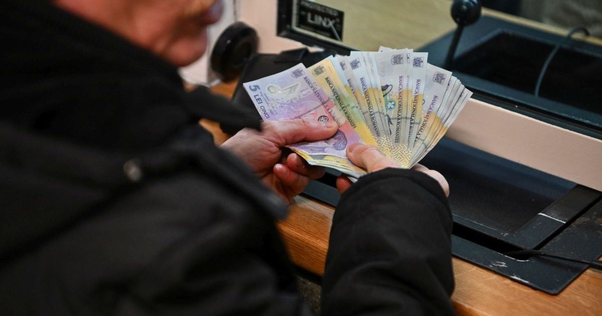 Datorii colosale: ROMÂNI cu peste 1.200 lei, pe lista rușinii