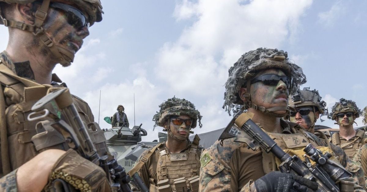 Trump trimite 10.000 de soldați în Orient, presiune maximă pe Iran