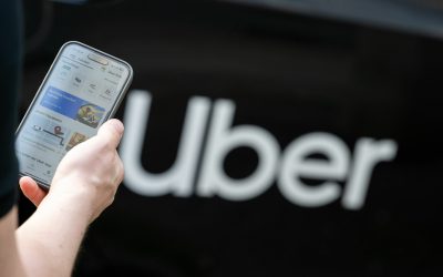 Uber bagă peste 10 miliarde $ în roboți: Taxiuri fără șofer, pe străzi