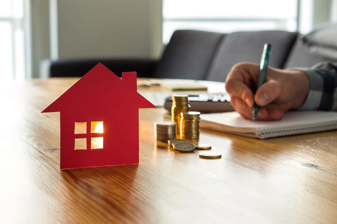 Românii vor case, dar nu le mai pot cumpăra: Piața imobiliară, sub presiune Intențiile de cumpărare a locuințelor în România sunt în creștere, însă tot mai puține persoane reușesc să concretizeze aceste planuri