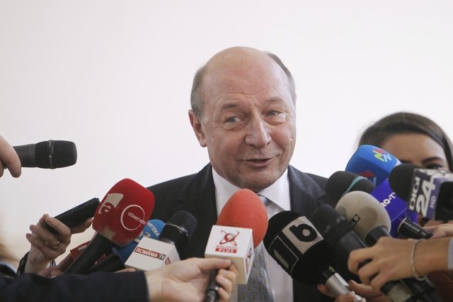 Băsescu, despre Iran: „Războiul e imposibil. Trump sperie doar cu vorba”