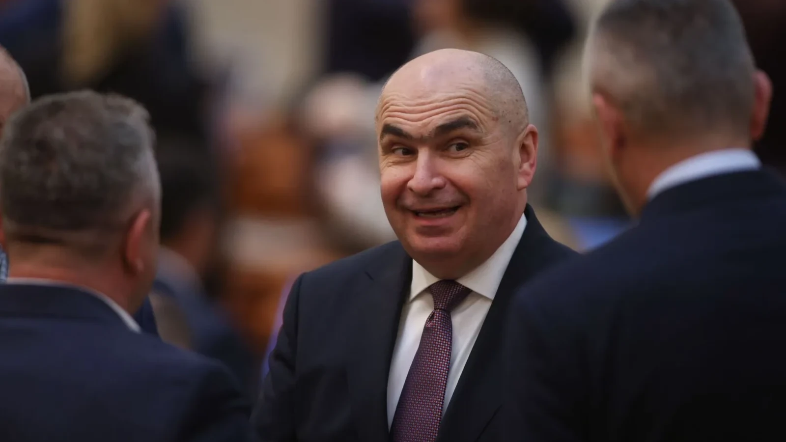 Bolojan, apel la reformă: România nu mai suportă risipa la stat