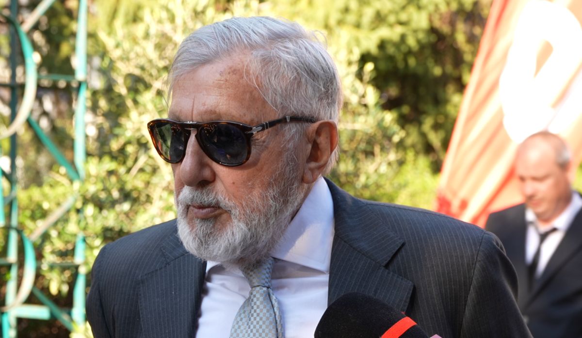 Năstase, mesaj pentru Lucescu în comă: „Sănătate, Mircea!”