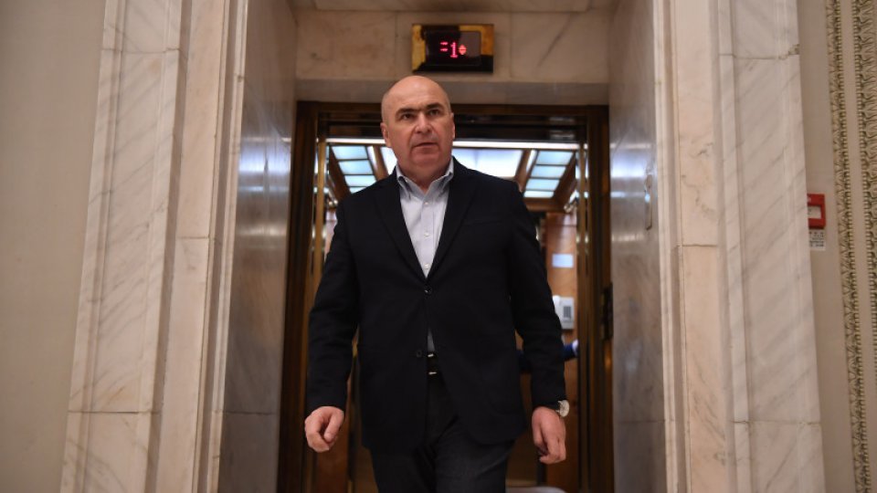 Bolojan spulberă miturile: Ce ascund acțiunile companiilor publice?
