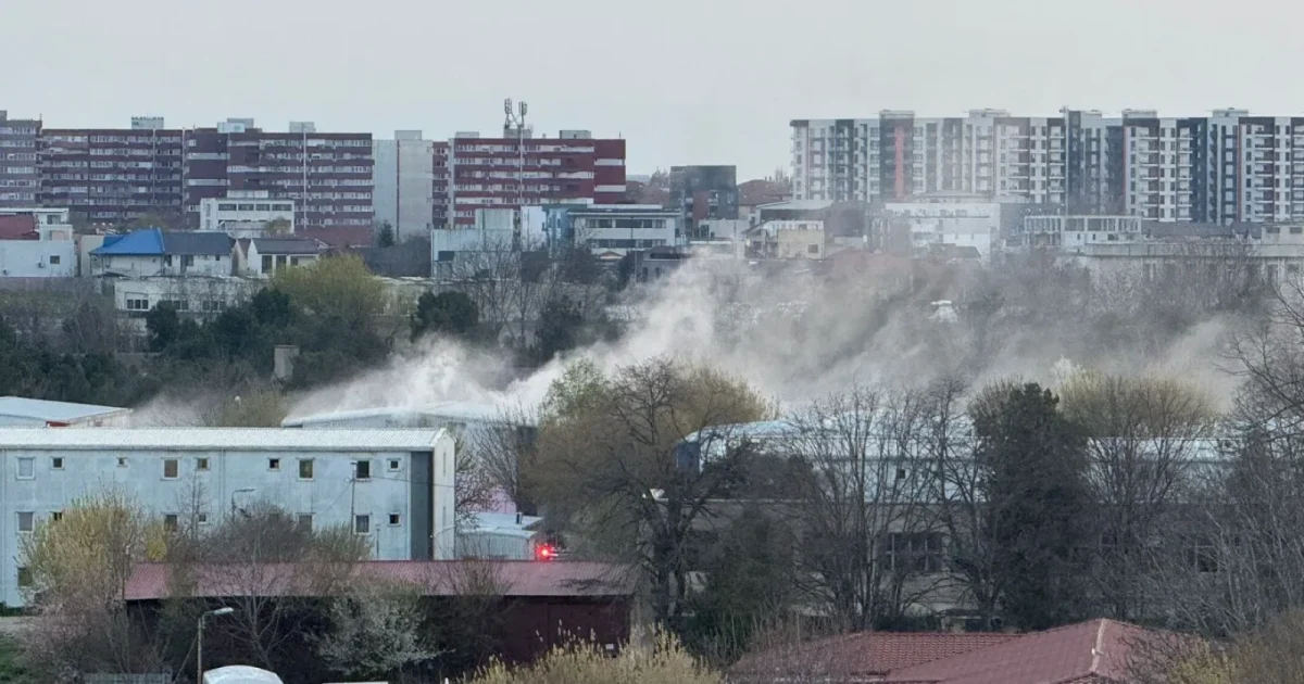 Bărbatul grav rănit în incendiul din Henri Coandă, Constanța, a decedat