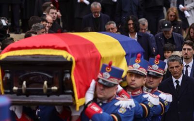 Durere fără margini: „Îmi sfâșie sufletul plecarea ta”