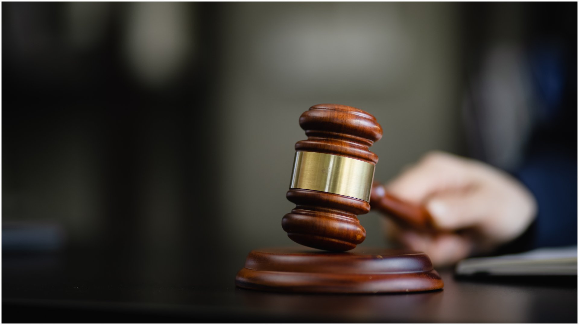 Procurorii DNA Pitești au trimis în judecată mai multe persoane implicate într-un dosar de fraudă privind achiziția de clădiri pentru persoane vulnerabile