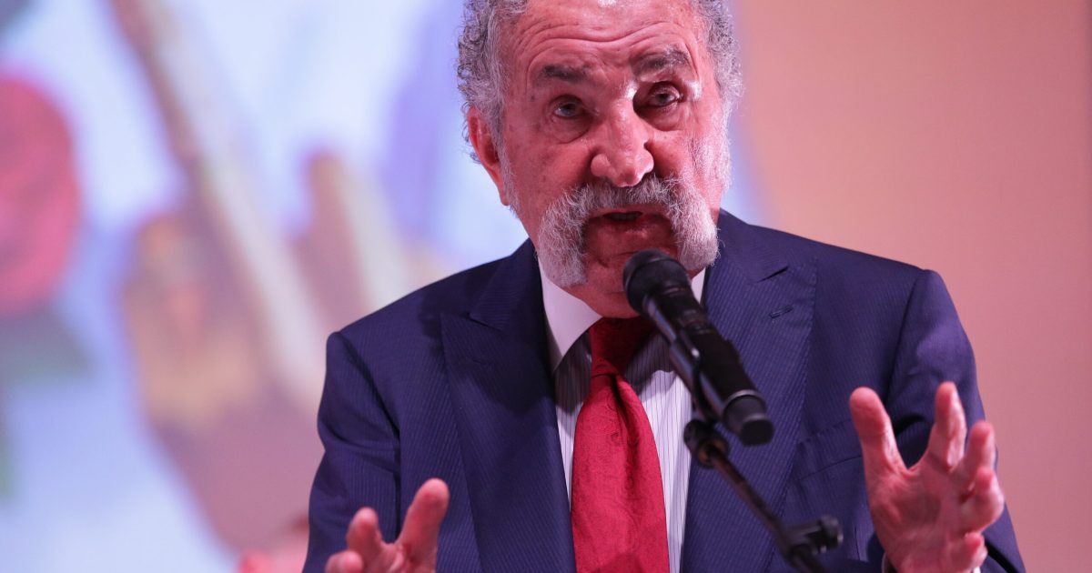 Un președinte „idiot”? Trei ani de faliment: Acuzații dure la adresa lui Donald Trump