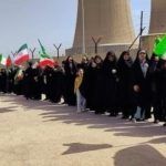 Iranul folosește tineri drept scut uman. Reacția dură a experților