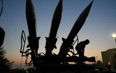 Iranul, „spulberat” de Trump, cere miliarde de la statele din Golf