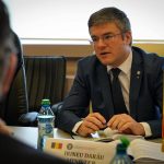Ministrul cere simplificarea regulilor pentru muncitorii străini în România