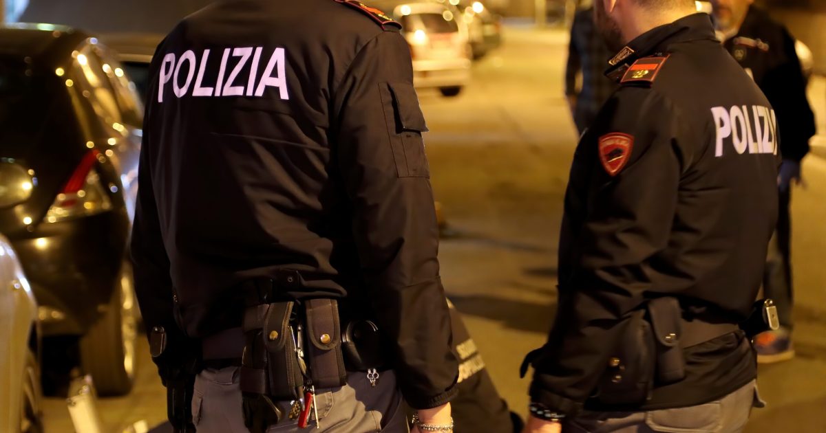 Hoții au dispărut ca fumul după luarea de ostatici. Poliția, în alertă maximă