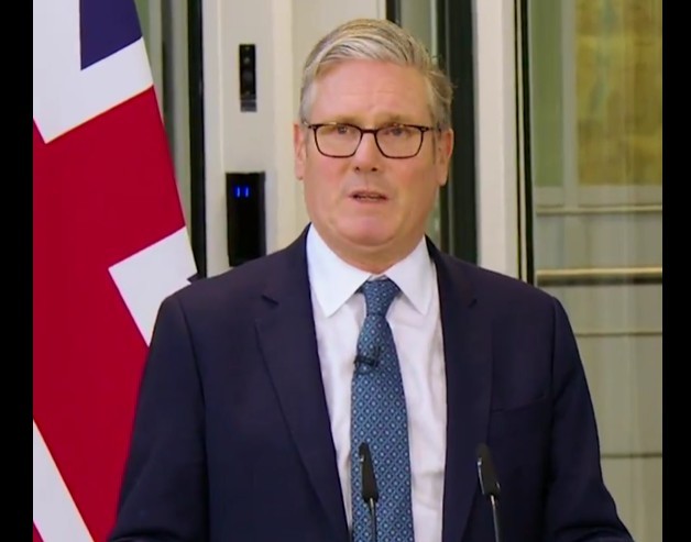 Starmer, furios pe Trump și Putin: Costul energiei, motiv de scandal