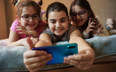 Canada, gata cu rețelele sociale pentru minori: Ce măsuri pregătește Guvernul?