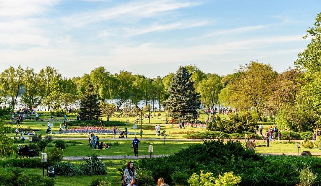 Festivaluri de film: O’Clock, Alpin și Hanami, weekend plin în România