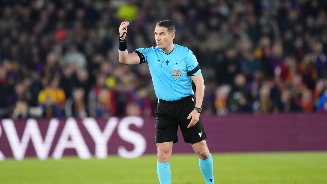 FC Barcelona, înfrântă pe Camp Nou de Atletico Madrid în Liga Campionilor FC Barcelona a suferit o înfrângere surprinzătoare pe teren propriu, miercuri seara, în fața celor de la Atletico Madrid