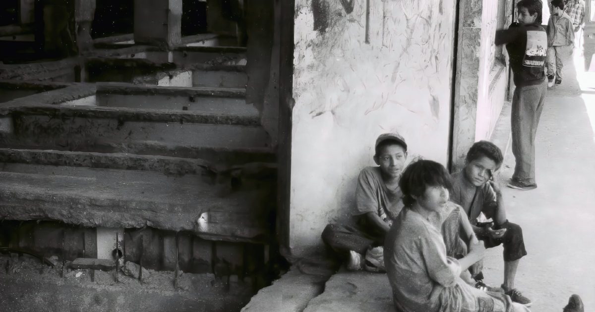 Lege-șoc în țară: Copii de 12 ani, condamnați la închisoare pe viață