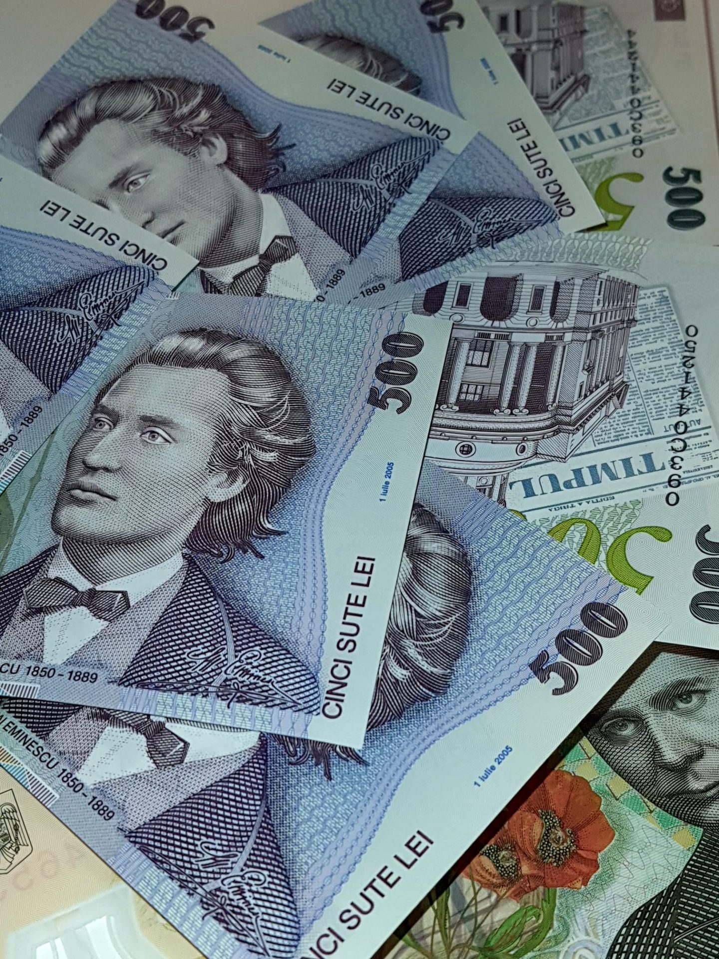 România, creștere economică firavă: 0,7% în 2023, recesiune la final de an (INS)