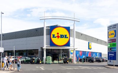 Lidl, surpriză! Lansează primul pub cu bere și vin din propria gamă