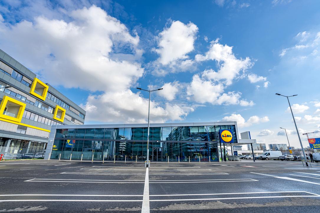 Lidl a deschis al 400-lea magazin în România Lanțul de magazine Lidl a inaugurat joi, 2 aprilie, cel de-al 400-lea magazin din România
