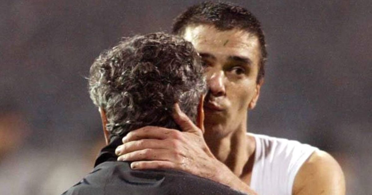 Pancu, îngenuncheat la căpătâiul lui Lucescu: ”Un dar divin pentru fotbal”