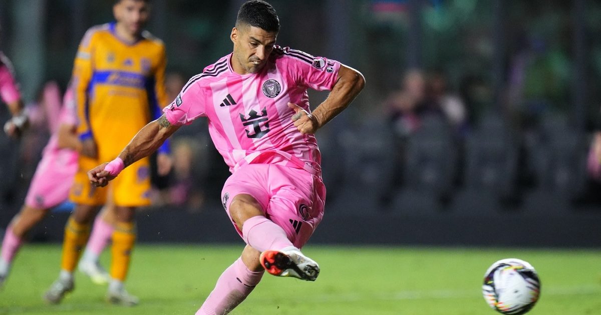 Suarez, gata de revenirea la naționala Uruguayului pentru Mondial