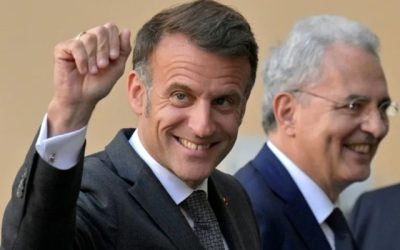 Macron, la Roma: Întâlnire istorică cu Papa și evitarea lui Meloni