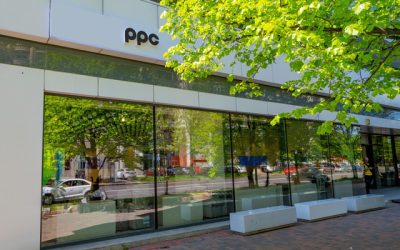 PPC lansează în România serviciu pentru companiile cu panouri solare