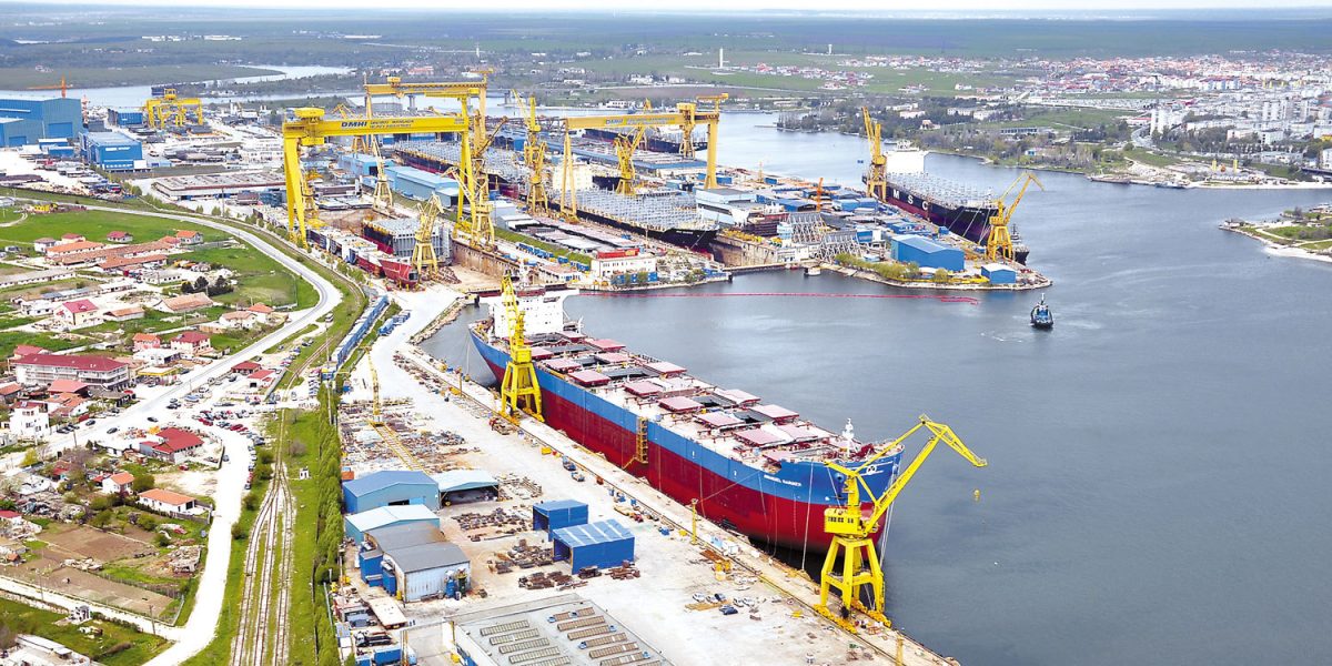 mangalia-santier-naval3-mfx.jpg - NewsFactor