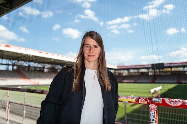 Marie-Louise Eta, antrenoare istorică în Bundesliga masculină