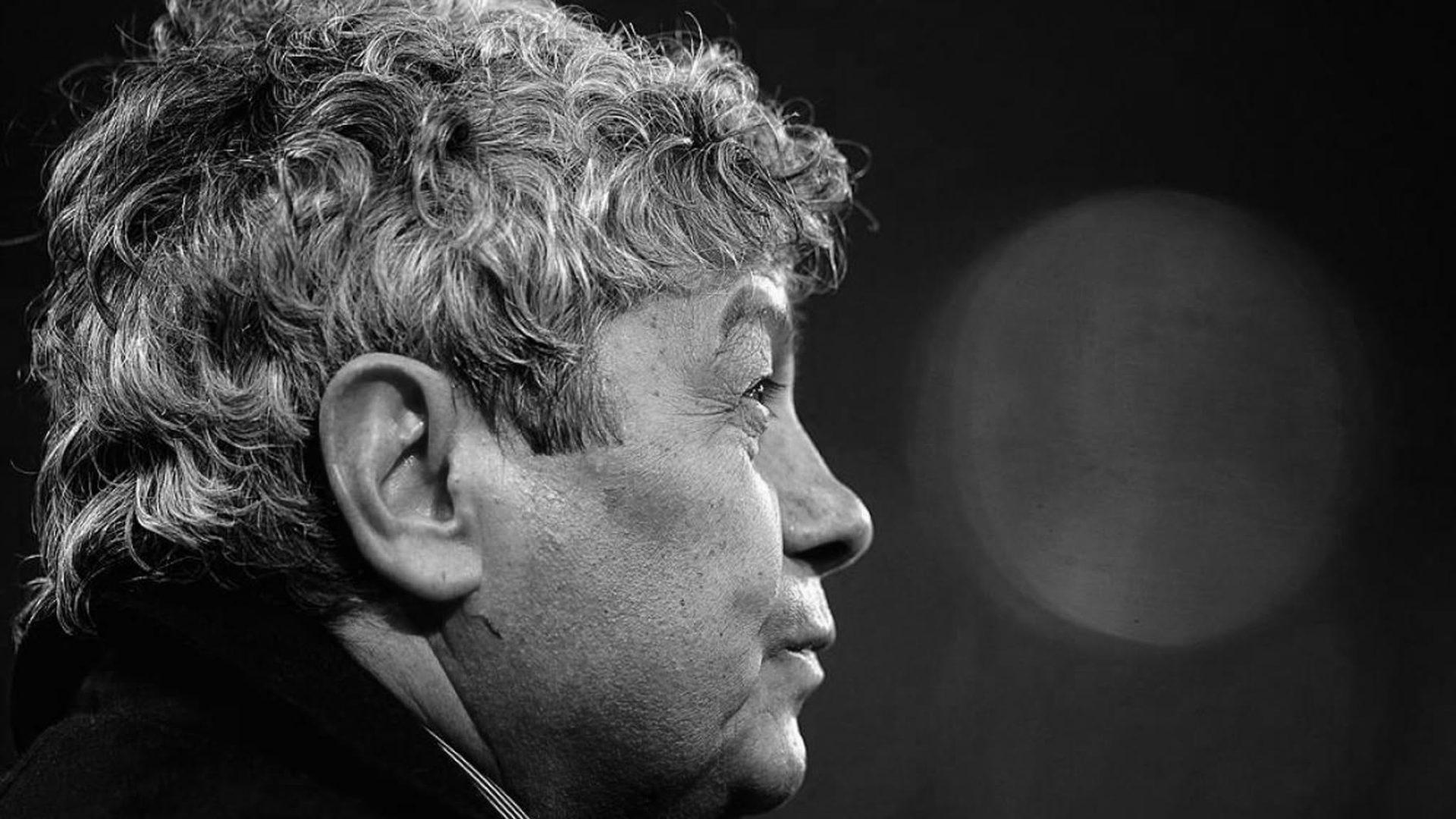 Lumea fotbalului românesc și internațional este în doliu după dispariția legendarului antrenor, Mircea Lucescu