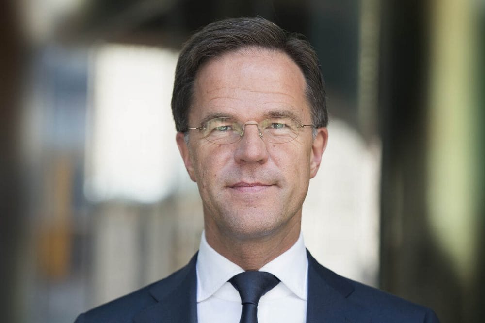 Rutte îi face curte lui Magyar: Vrea o colaborare pentru securitatea euroatlantică