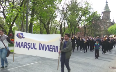 Mii de credincioși, spectacol de credință și unitate la Timișoara