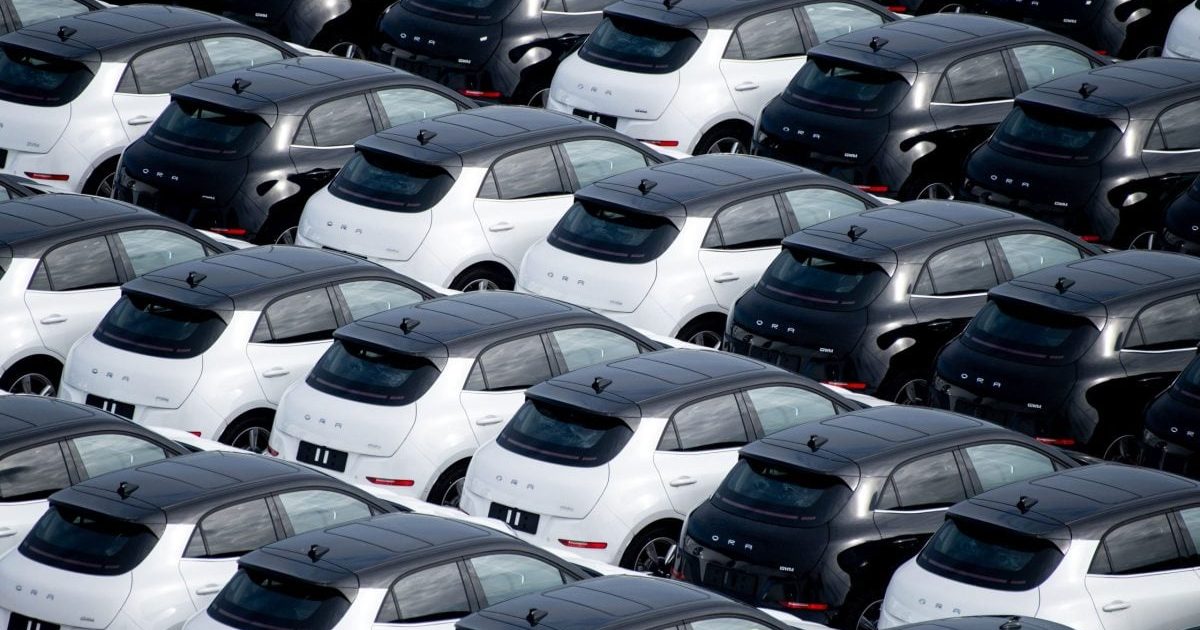 Gaură de 73 miliarde $ în industria auto: Iranul, soluția producătorilor?