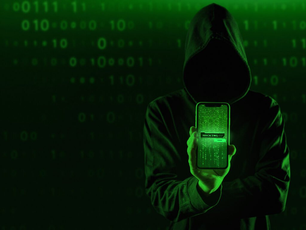 O nouă campanie de malware pentru Android, denumită Operațiunea NoVoice, a infectat milioane de telefoane, exploatând vulnerabilități vechi ale sistemului de operare
