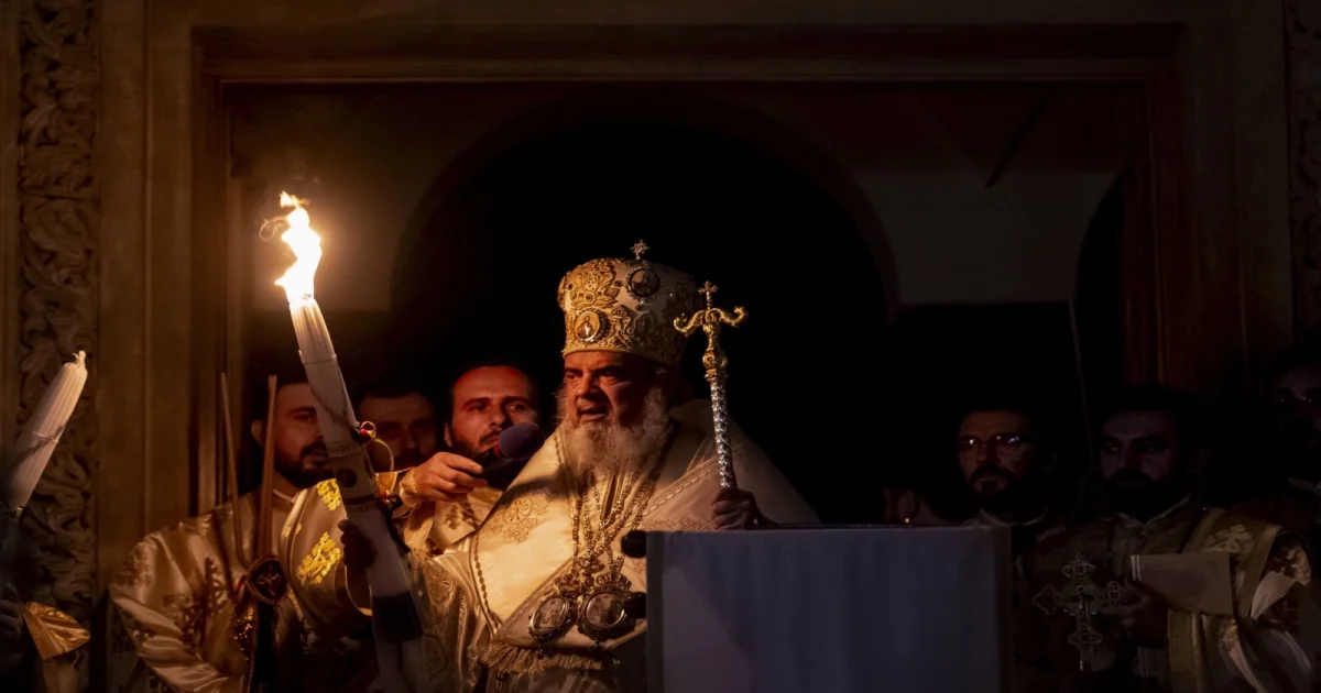 VIDEO Slujba Învierii, transmisă de la Catedrala Patriarhală din București